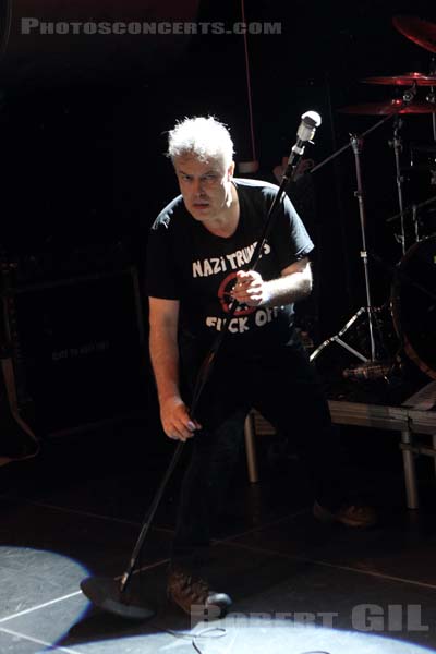 JELLO BIAFRA AND THE GUANTANAMO SCHOOL OF MEDECINE - 2016-08-21 - PARIS - Petit Bain - 